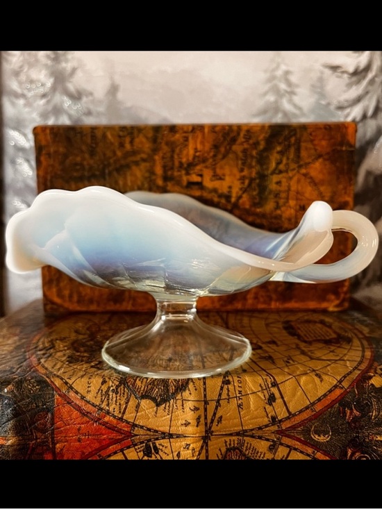 Northwood Other - Vintage Northwood Opalescent Glass Handled Nappy Dish (c. early 1900s)